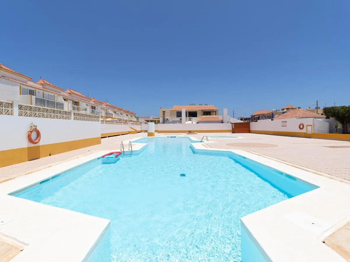 Apartamento Con Piscina Cerca De Playa Del Castillo Caleta De Fuste